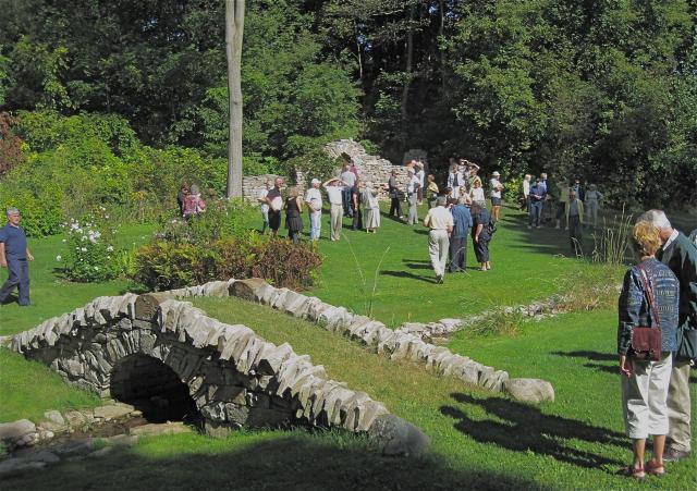 At our first DSWAC Dry Stone Wall Festival 2004 we built 'Springdale Bridge' in Port Hope during this three day Thanksgiving event.